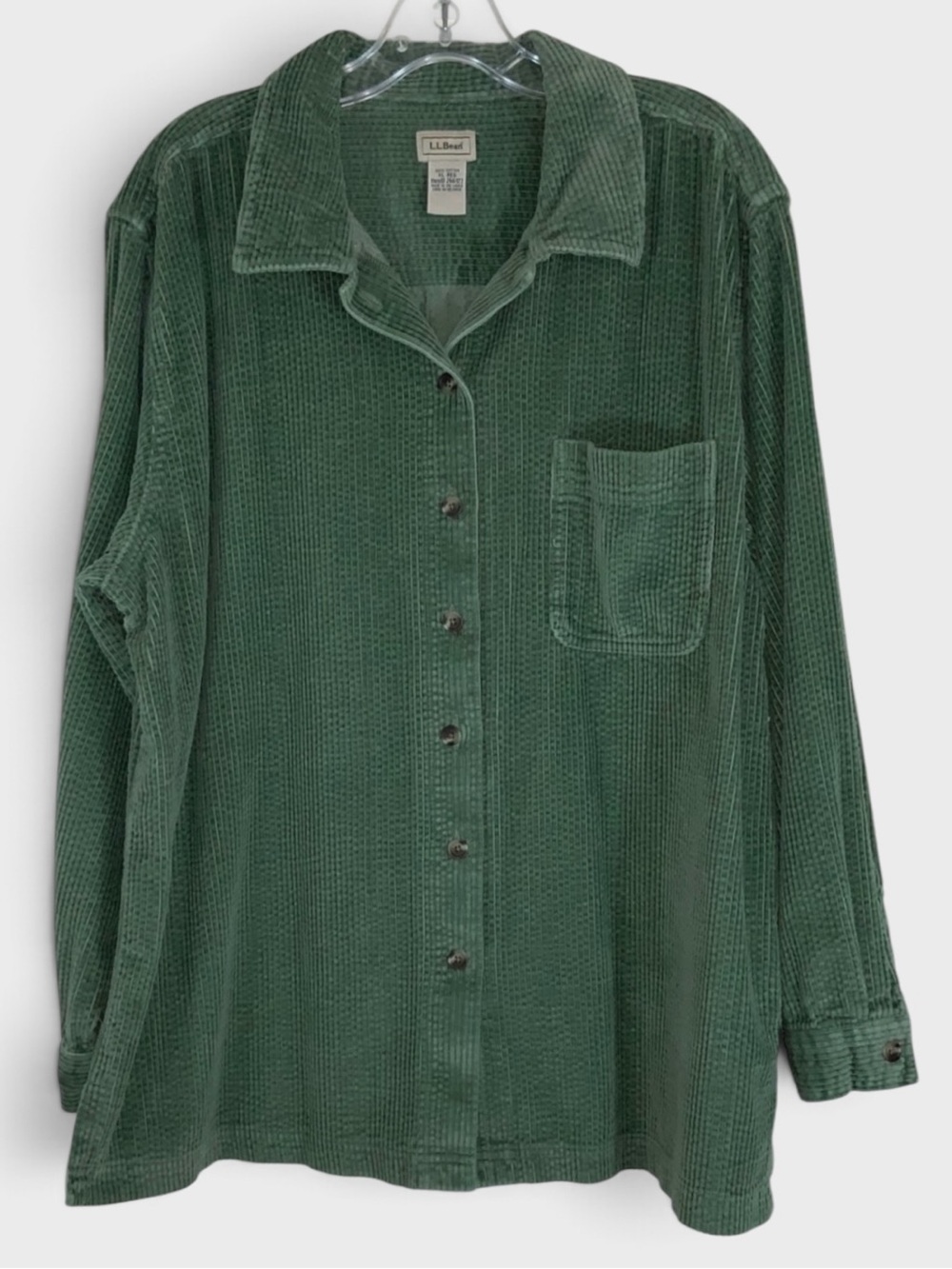 1004 L.L. Bean Forest Green Cotton Corduroy Button-Down Shirt with Pocket